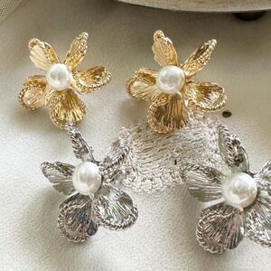 Bohemian flower earrings A592